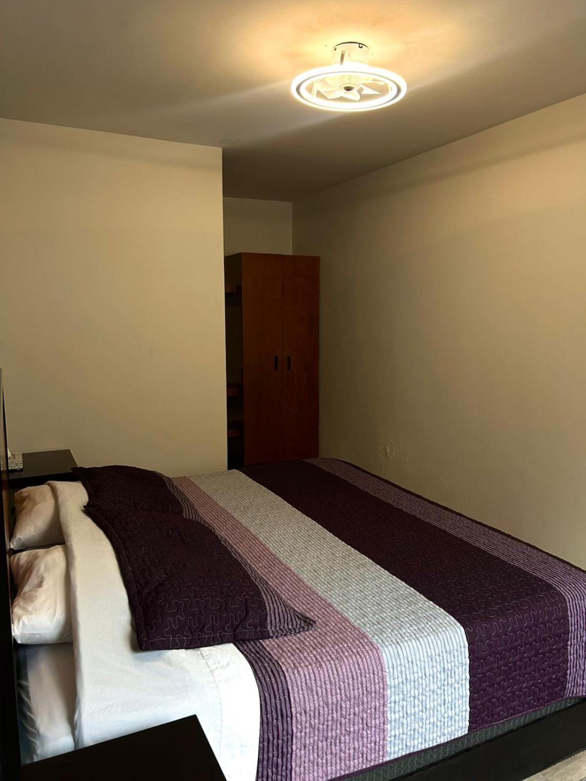 El Salto De Camela Hostal Uruapan  Εξωτερικό φωτογραφία